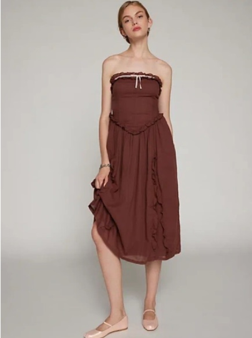 Kimchi Blue Strapless Ruffle Midi Dress in Brown